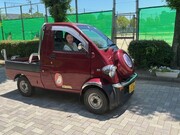公用車のフチュッピー号です。出張やグランド整備に大活躍です。