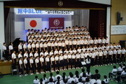 ３年生によるハレルヤ合唱です。昭和59年から続いています。